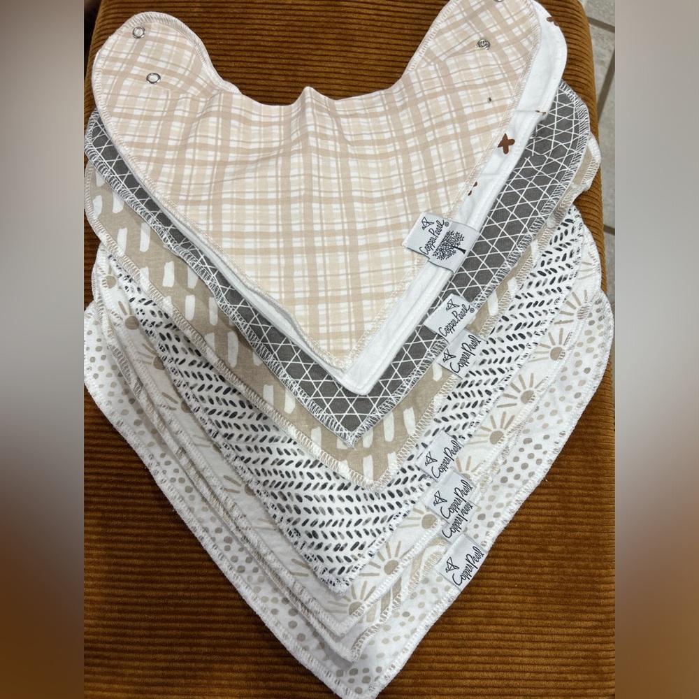 Copper pearl bandanna bibs